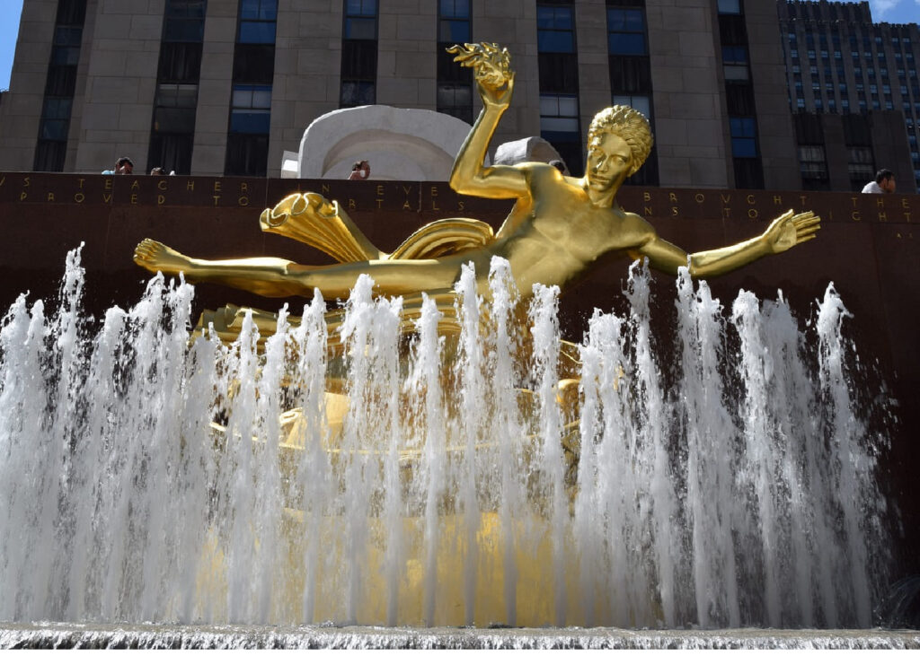 rockfeller-center-fountain
