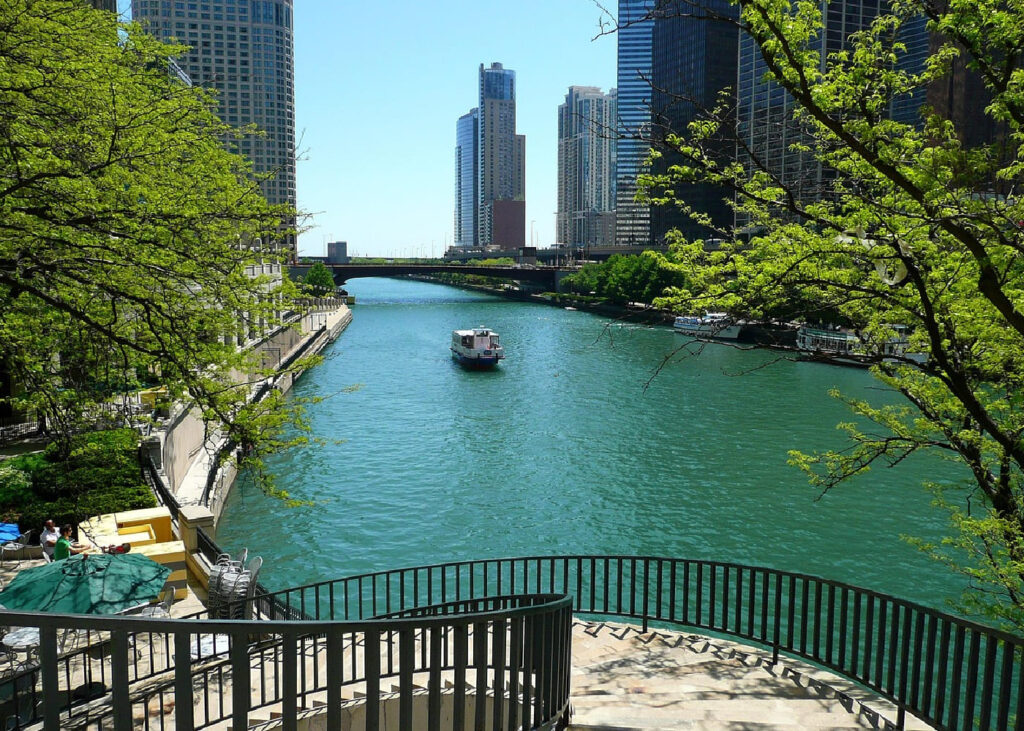 chicago river
