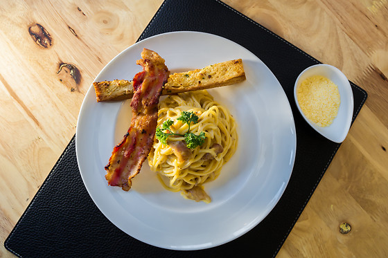 Handmade Pasta with Cacio E Pepe for 1 in San Diego