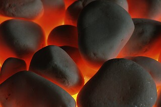 60 minute hot stone massage at Vada Spa