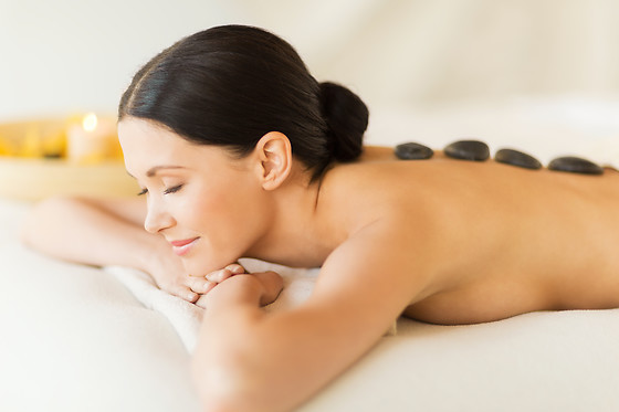 60 minute hot stone massage at Vada Spa