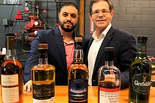 Bourbon high-end online tasting – enjoy and compare for 1 person