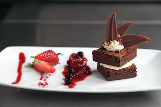 Assortiment of pastries + dessert for 2 at Les Gateaux de Marie