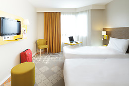 Ibis Style Tours Centre