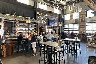 Scenic Tour: Wines, Distillery, Grand Canyon Brewer