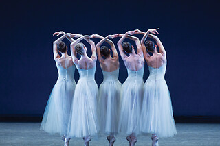 The Metropolitan Opera New York - 2 Tickets + One Night Stay