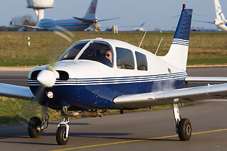 2-hour Palo Alto Discovery Flight, single pilot w/ free guest at Airacer Inc