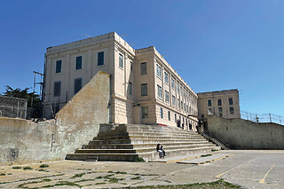 Alcatraz & 2-Day Hop-On Hop-Off & Night Tour