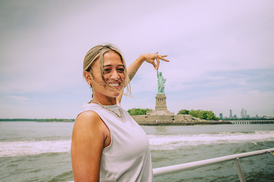 90-Minute Statue of Liberty & NYC Landmarks Cruise – Premium Pass Child 