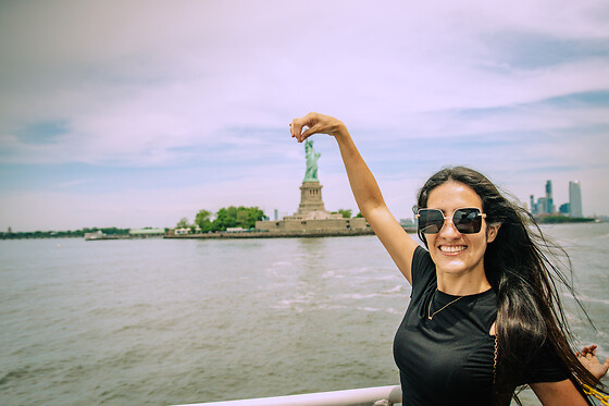 90-Minute Statue of Liberty & NYC Landmarks Cruise – Premium Pass Child 