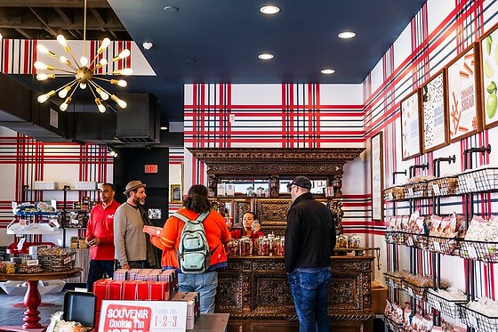 Savannah Historic District Donut Tour for 1