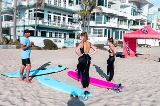 Malibu Surf & Sightseeing tour in a vintage WV Van for 2 at California Adventures