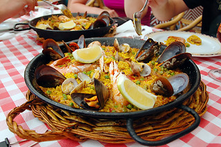 Authentic Paella Making Class for 2 in Seattle