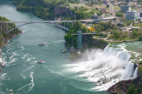 Niagara's Skies: Helicopter Tour of the Falls