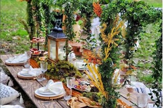 Alice in wonderland tea party for 8 people