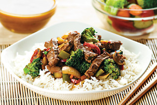 A Taste of Thailand: Pad See Ew & Papaya Salad for 1 in NYC