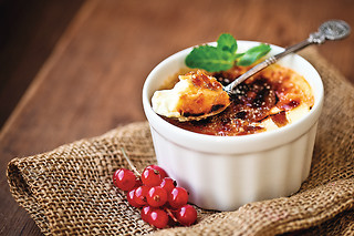 Any Pastry + Any Dessert + 2 Drinks at Les Gateaux de Marie