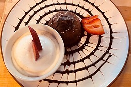 Cafe Bloom