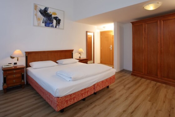 Online Booking EPS - photo 2