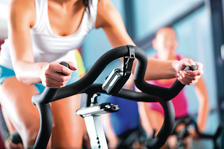 Buddy session weight training for 2 at Very Good Gym LIC