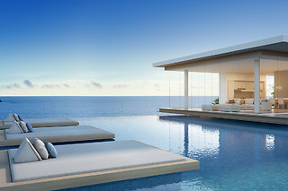 Luxury night in Miami